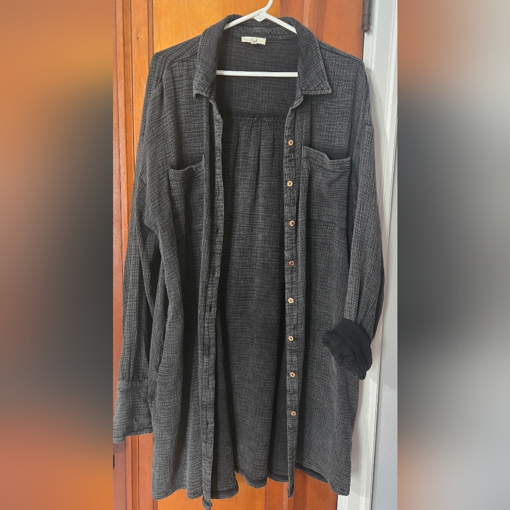 Easel Charcoal Gray Knit Top